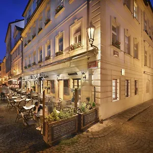 Отель At The Golden Scissors